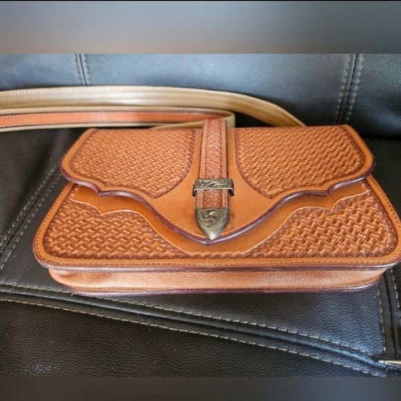 Custom Hand Tooled Tackery Crossbody Basket Weave Saddlery Bag Cowhide Purse - Picture 12 of 12